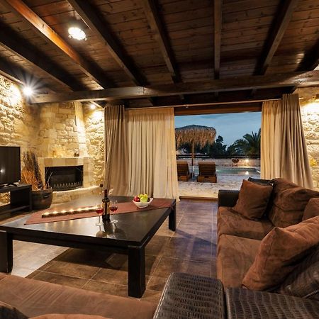 Palmrise Luxury Villas By Travel Pro Services - Nea Skioni Halkidiki Dış mekan fotoğraf